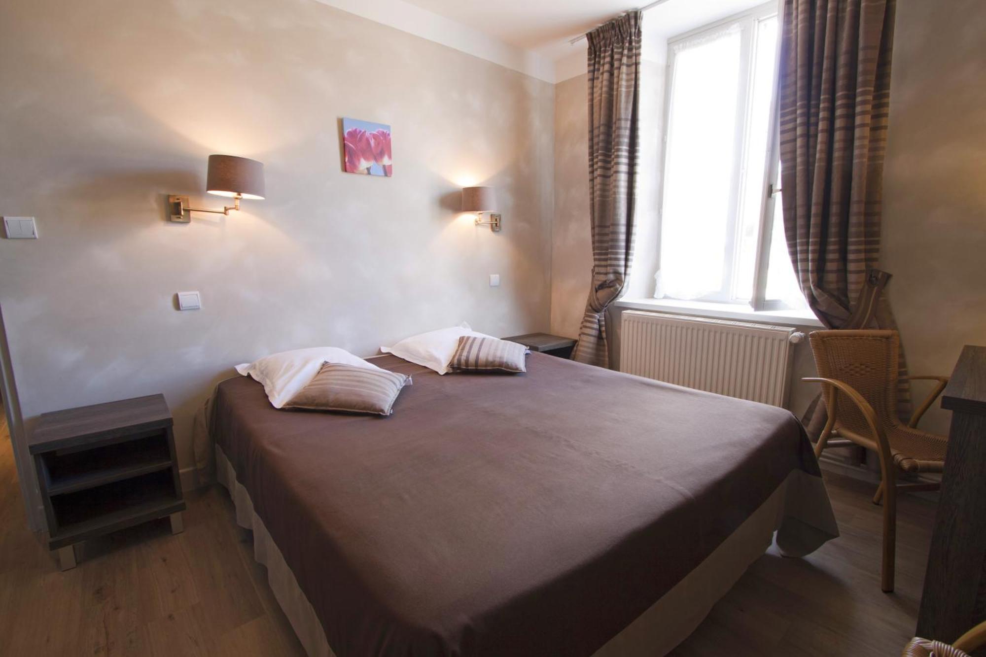 Logis La Residence Le Val-dʼAjol Kültér fotó